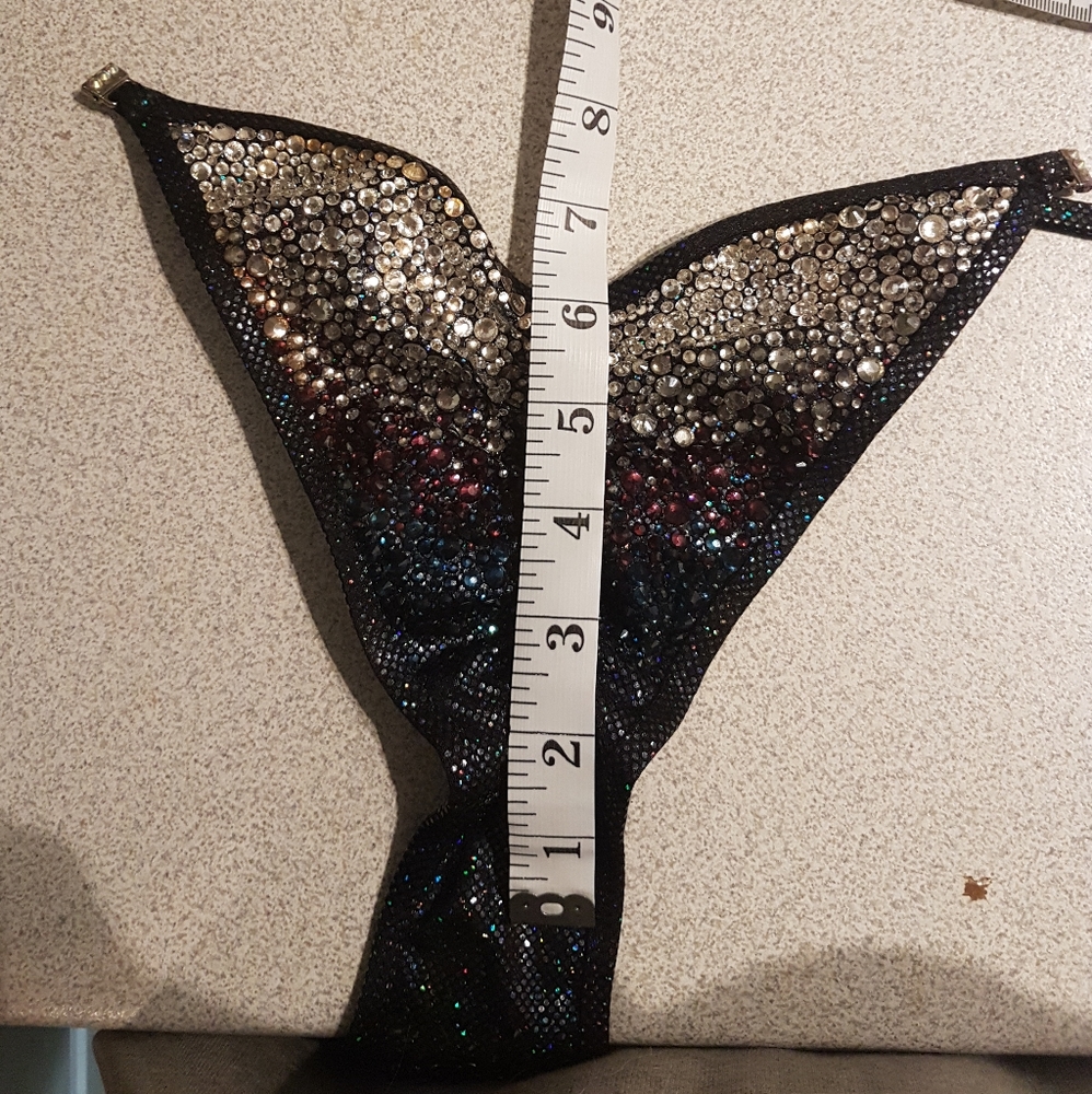 Competition bikini - Picture 3 of 3